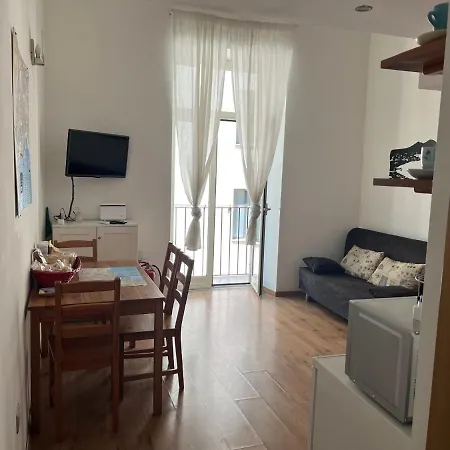 Oda ve Kahvaltı Ale & Tizy House 4*