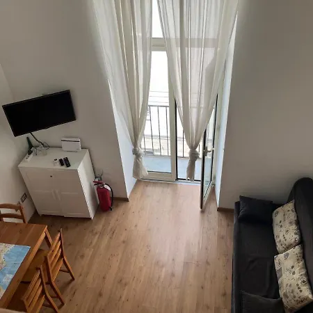 Oda ve Kahvaltı Ale & Tizy House