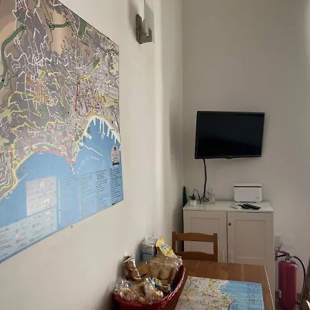 Ale & Tizy House Oda ve Kahvaltı 4*