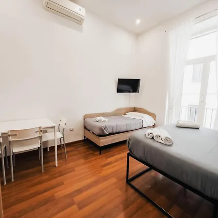 Oda ve Kahvaltı Ale & Tizy House Napoli