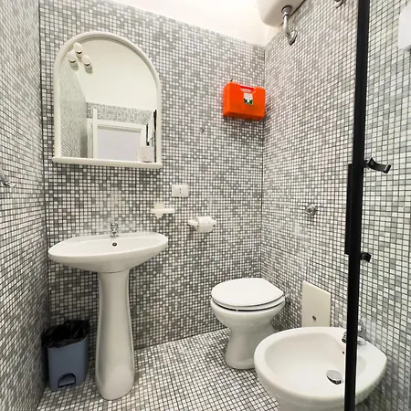 Ale & Tizy House Oda ve Kahvaltı 4*